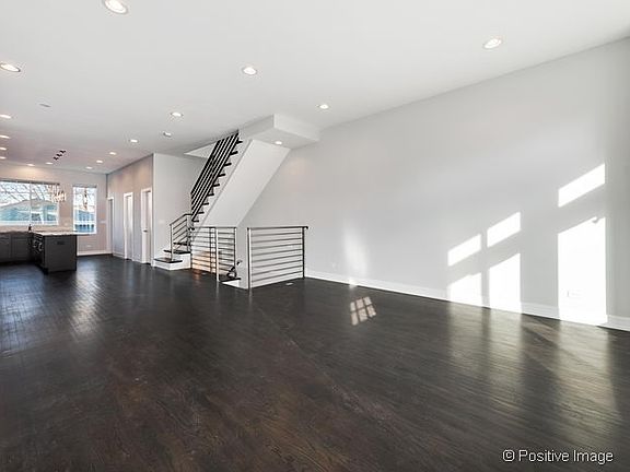 4th image of 805 S Taylor Ave