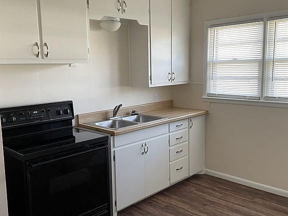 3rd image of 1217 Roosevelt St #11219
