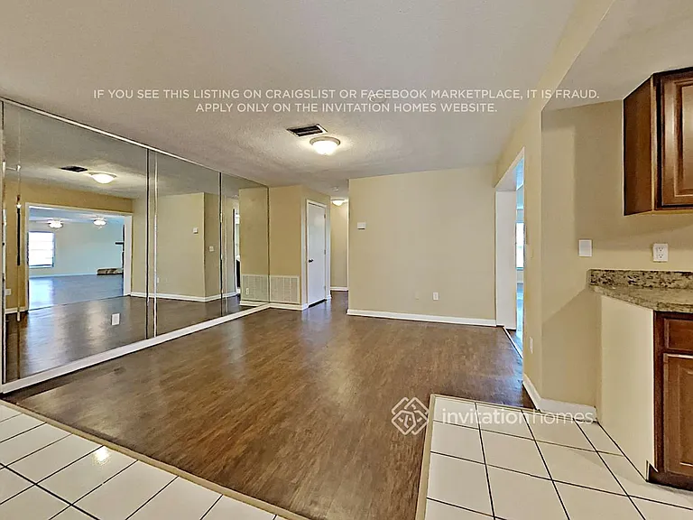11577 Pine St — Photo 14