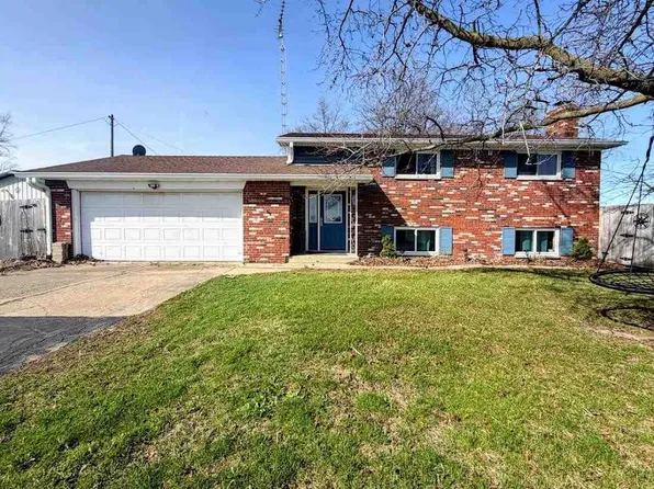 5226 Sugar Grove Rd, Greens Fork, IN 47345