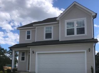 38 Bluebell St, Angier, NC 27501