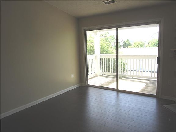 4th image of 8322 Glenwillow Ln Unit 207