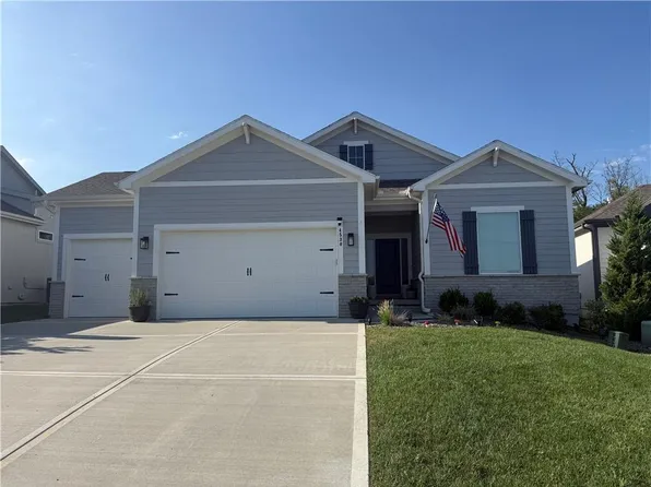 4530 NW 49th Ct, Riverside, MO 64150
