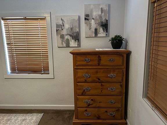 Plenty of storage space in dresser