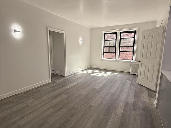 2nd image of 13605 Sanford Ave APT 6