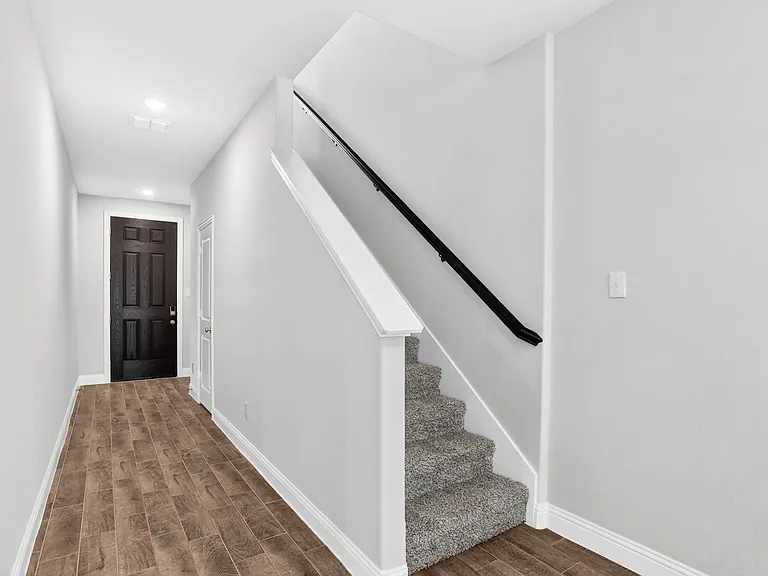 916 Lido Ln — Photo 22