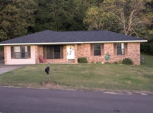 102 Simmons St, Water Valley, MS 38965