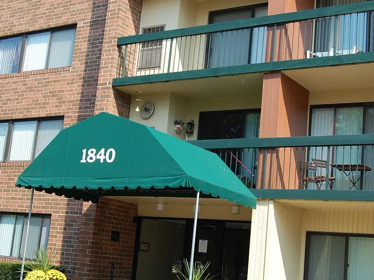 1840 Huntington Blvd #511 — Photo 5