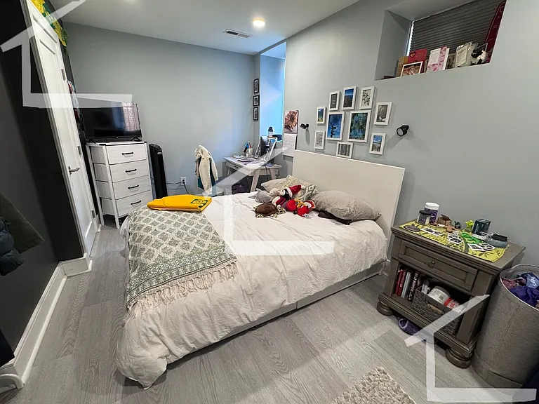 7 University Rd #A — Photo 4
