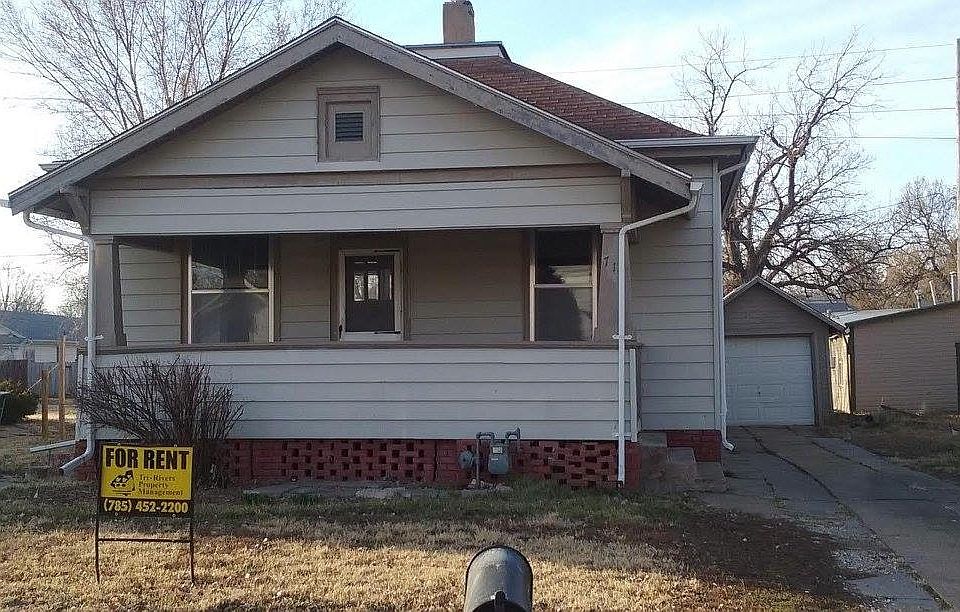 1st image of 717 W Elm St