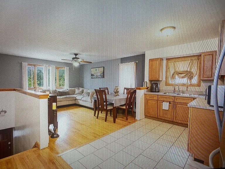 Emerson Ave — Photo 1