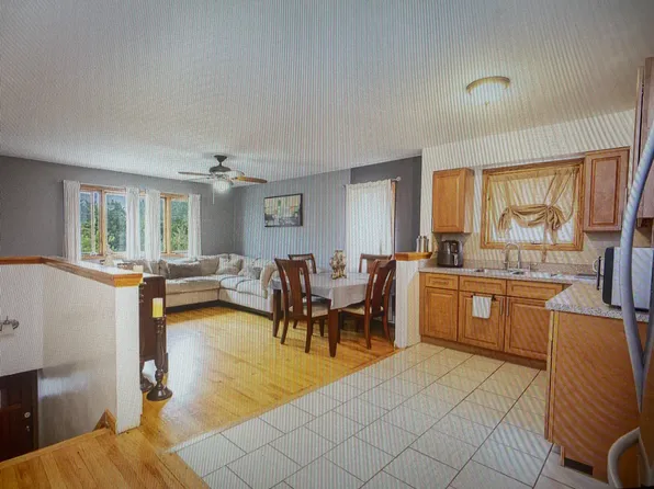 (undisclosed Address), Bronx, NY 10465