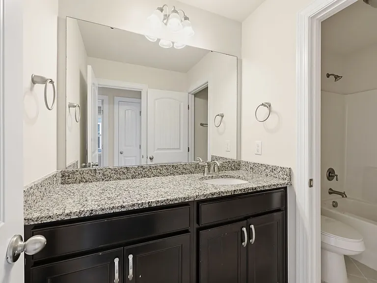 304 Atwood Dr — Photo 22