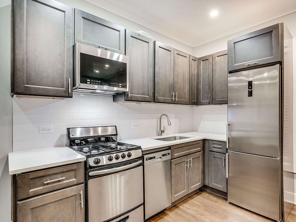 Unit N1 (711 Barry)