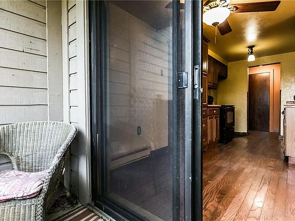 5th image of 67 Watertree Dr