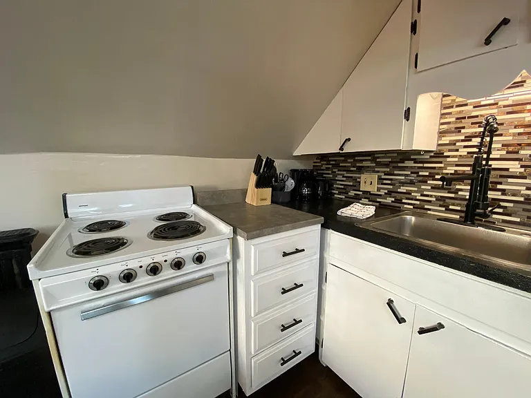 463 Saint John St #3A — Photo 6