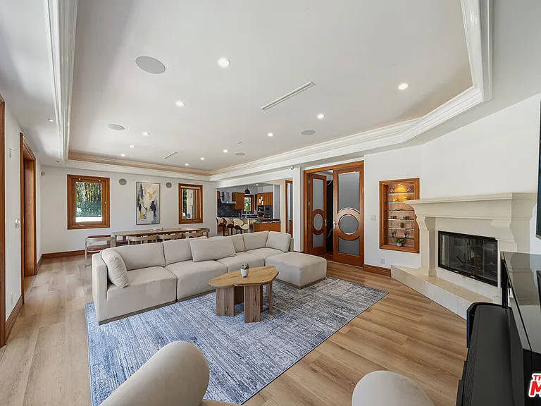 9033 Cresta Dr — Photo 19