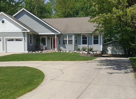4th image of 7527 Woodcliff Dr