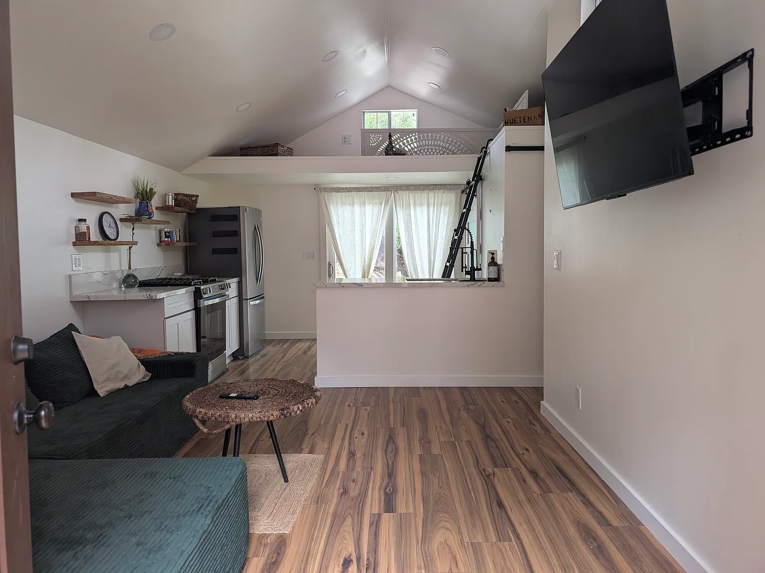 Helix St, Spring Valley — Photo 3