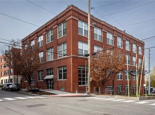 136 Main St APT 403, Kansas City, MO 64105