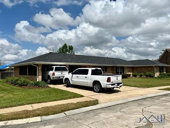 2nd image of 408 Jefferson Dr