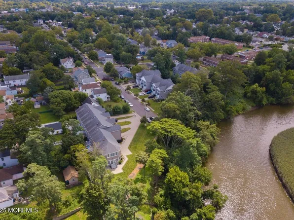 127 Bank Street, Red Bank, NJ 07701
