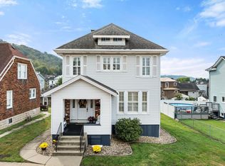 32 9th St, McMechen, WV 26040