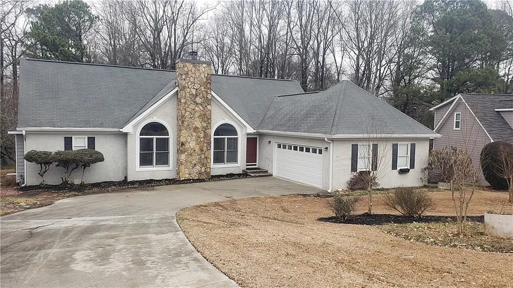 2162 Brook View Ln photo 1