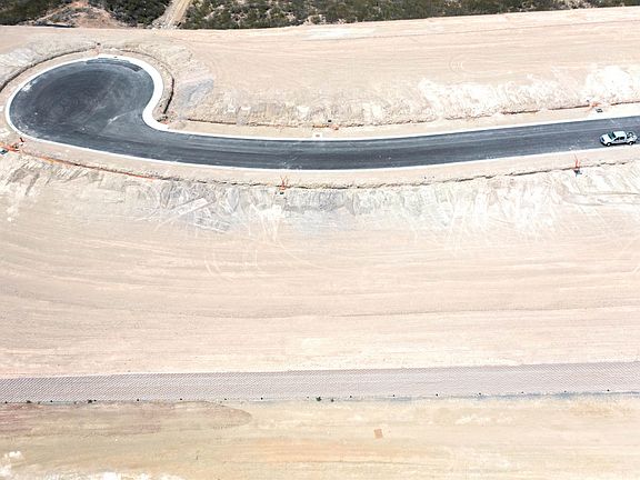 3rd image of 21 Acantilado Dr