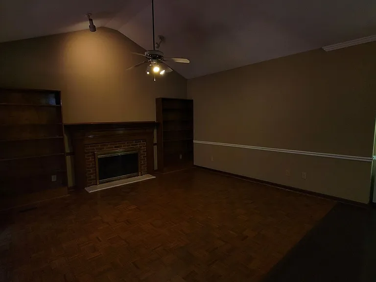 5005 Johns Creek Ct — Photo 6