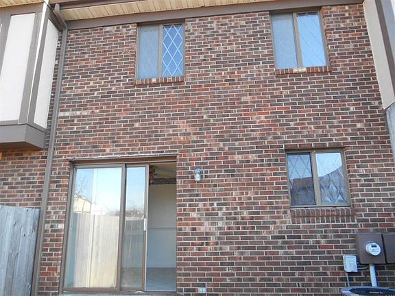 2nd image of 7532 Graystone Ct #174
