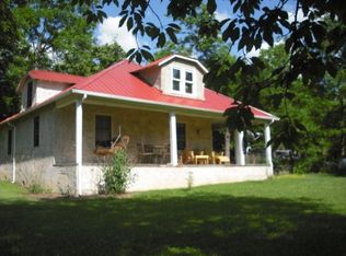 157 Arnold Town Rd, Mountain City, TN 37683