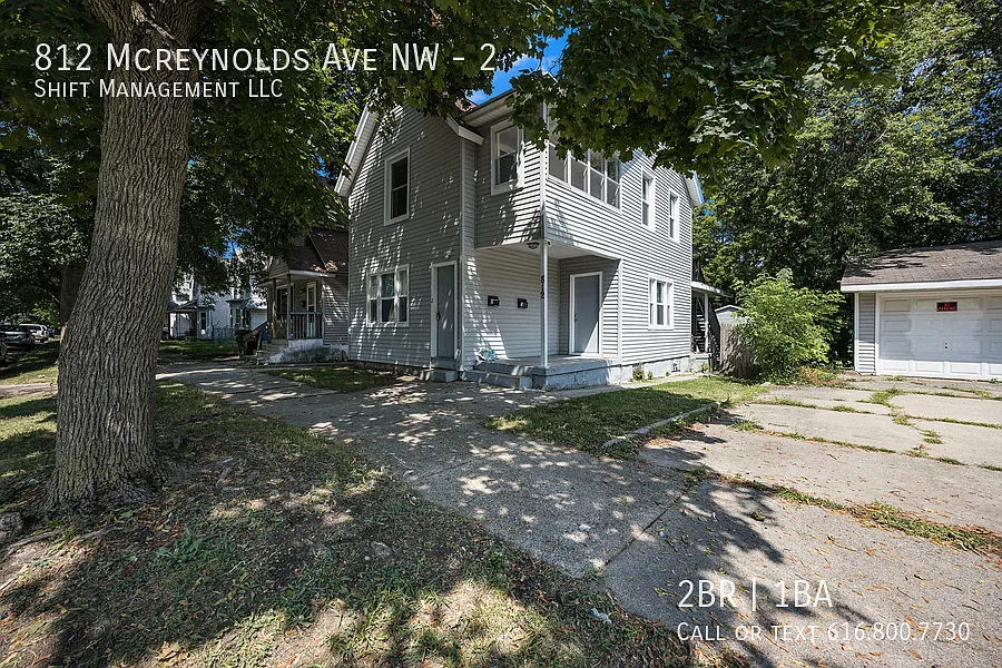 812 McReynolds #2 — Photo 2