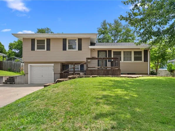 6303 N Wayne Ave, Kansas City, MO 64118