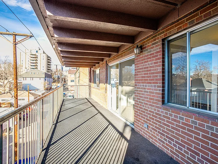 Terrace Arms Apartments — Photo 26
