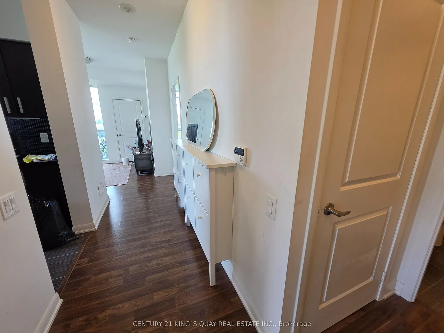 17 Anndale Dr — Photo 2
