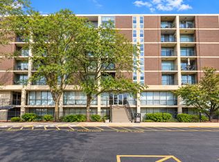 1043 S York Rd APT 409, Bensenville, IL 60106
