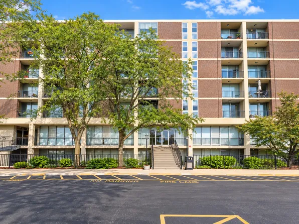1043 S York Rd APT 409, Bensenville, IL 60106