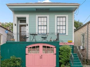 919 Clouet St, New Orleans, LA 70117