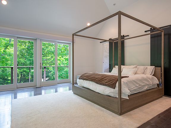 5th image of 319 Brick Kiln Rd