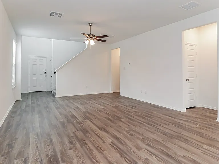 16750 Rover Ln — Photo 6