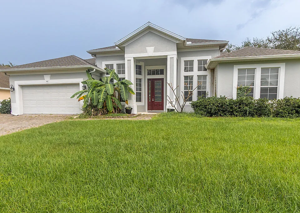 421 Holly Fern Trl