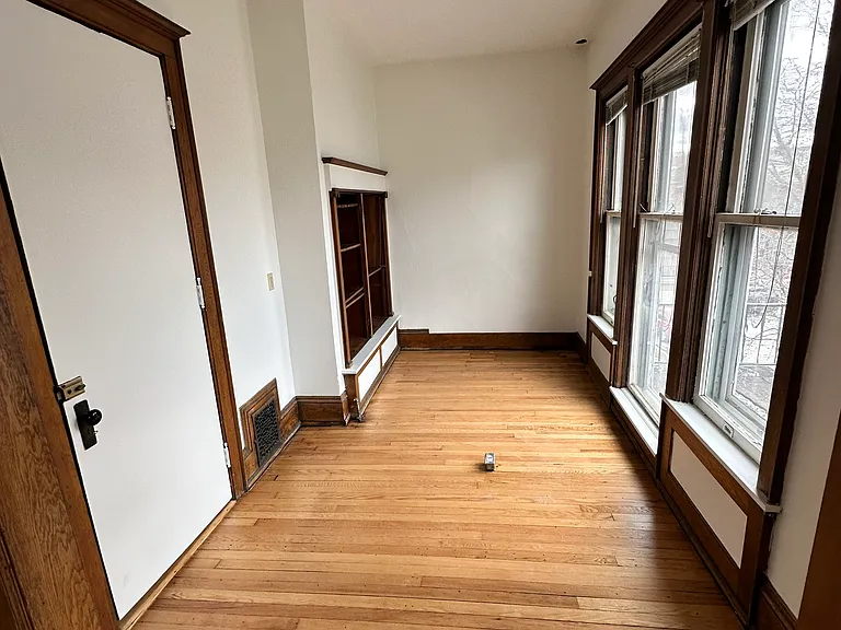 1522 N Farwell Ave #1522 — Photo 8