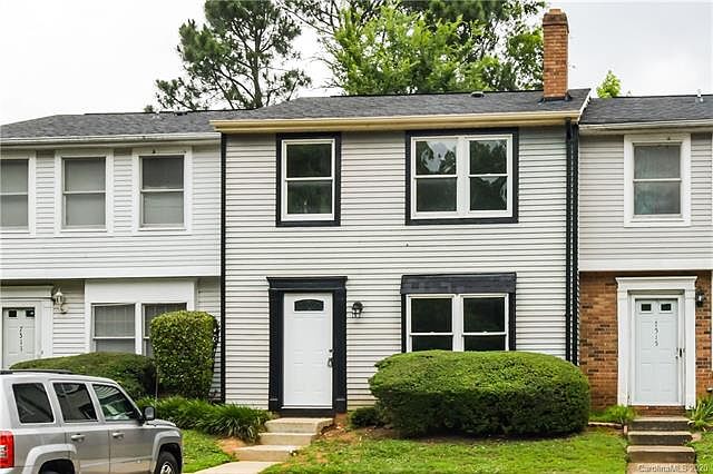 1st image of 7513 Holly Grove Ct