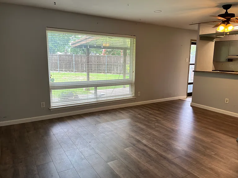 1603 Lorrie Dr — Photo 8