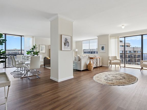 2nd image of 269-10 Grand Central Pkwy #33E