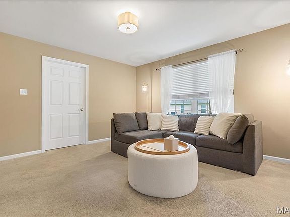 4th image of 406 S Church St APT 416
