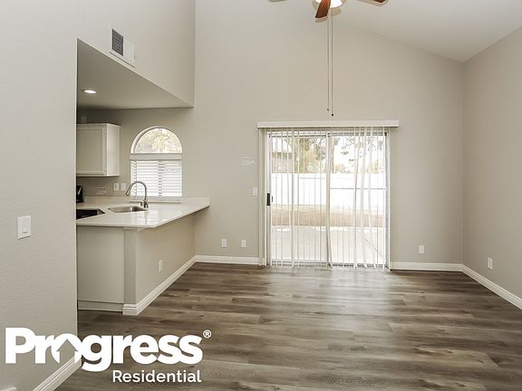 5th image of 1411 Harmony Hill Dr