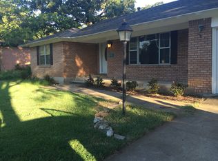 7104 Meadowbrook Dr, Fort Worth, TX 76148