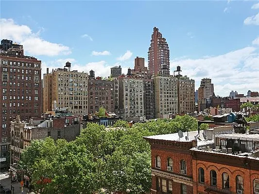 Rented by Trump International Realty | media 23